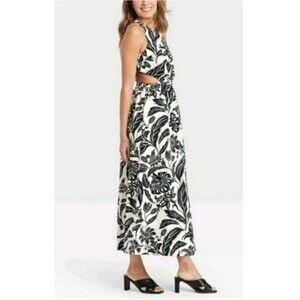 Who What Wear Black & Off White Floral Batik Cut Out Waist Sleeveless Maxi Dress